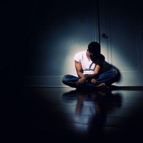 مظاهر الاكتئاب في المجتمع العربي